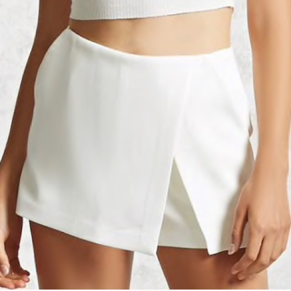 White Skorts